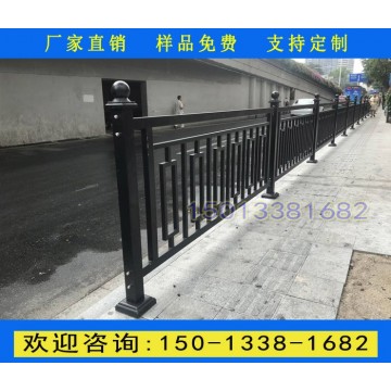 廣州道路兩邊黑色護欄廠家 黃埔人行